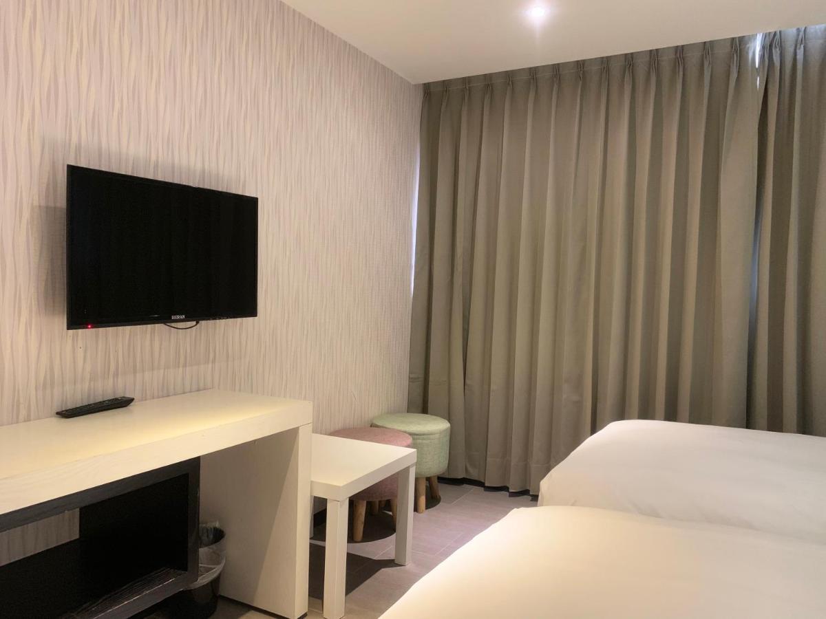 Wholesome Hotel Тайбей Екстер'єр фото