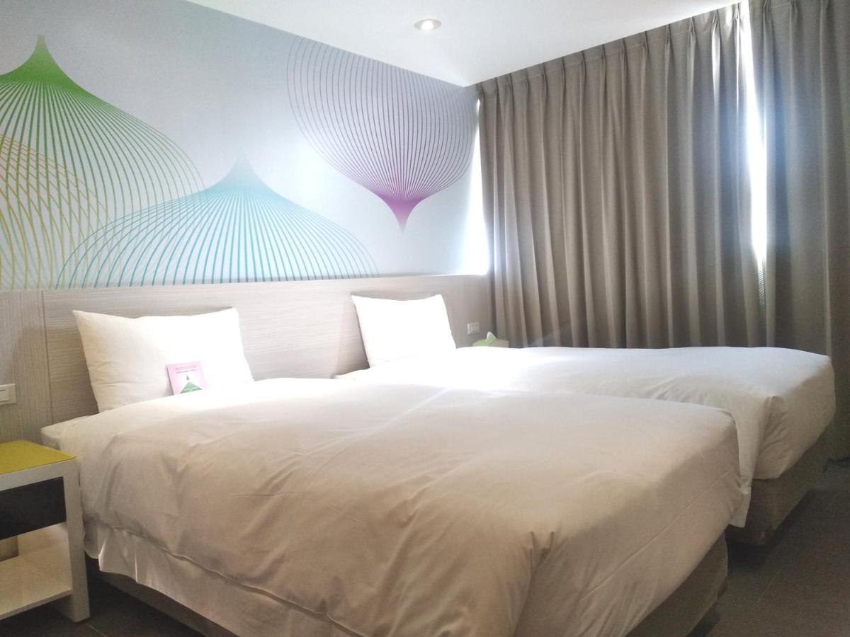 Wholesome Hotel Тайбей Екстер'єр фото